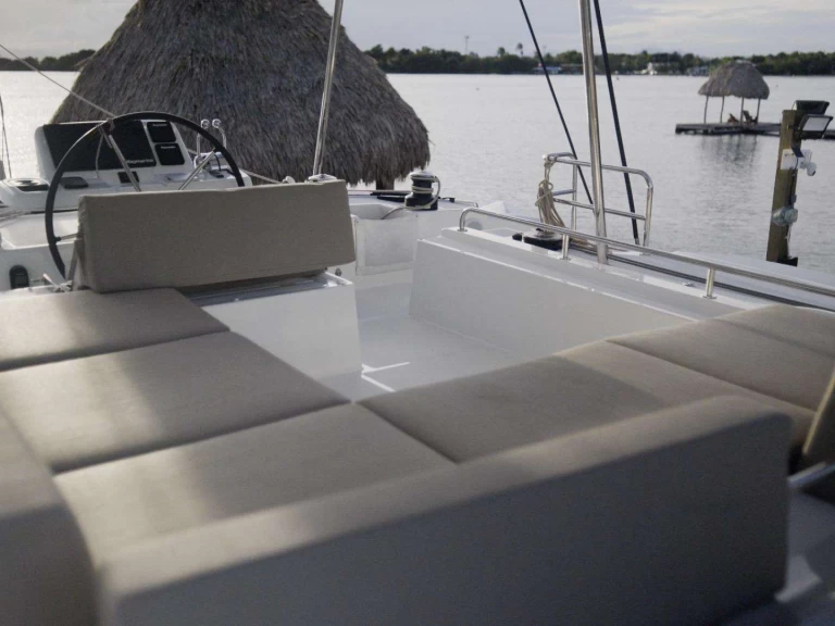 Verhuur Jacht in Belize - Lagoon BELLISSIMA