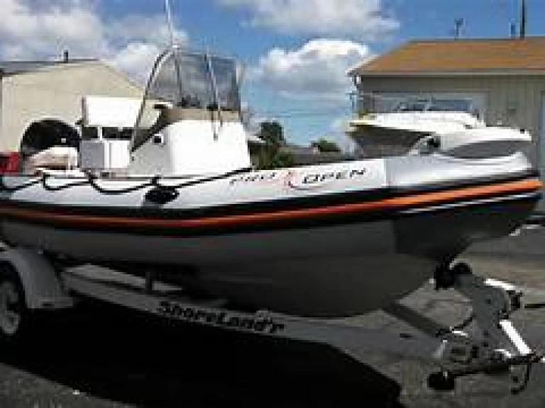 Bootverhuur Zodiac Zodiac pro 550 open in Arzon via SamBoat