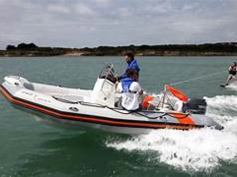 Verhuur Motorboot in Arzon - Zodiac Zodiac pro 550 open