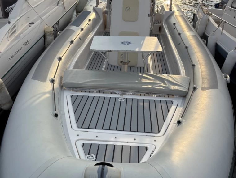 RIB te huur in Cavalaire-sur-Mer voor de beste prijs