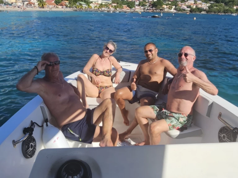 Verhuur Motorboot in Les Trois-Îlets - aback 24 Abbaco 24