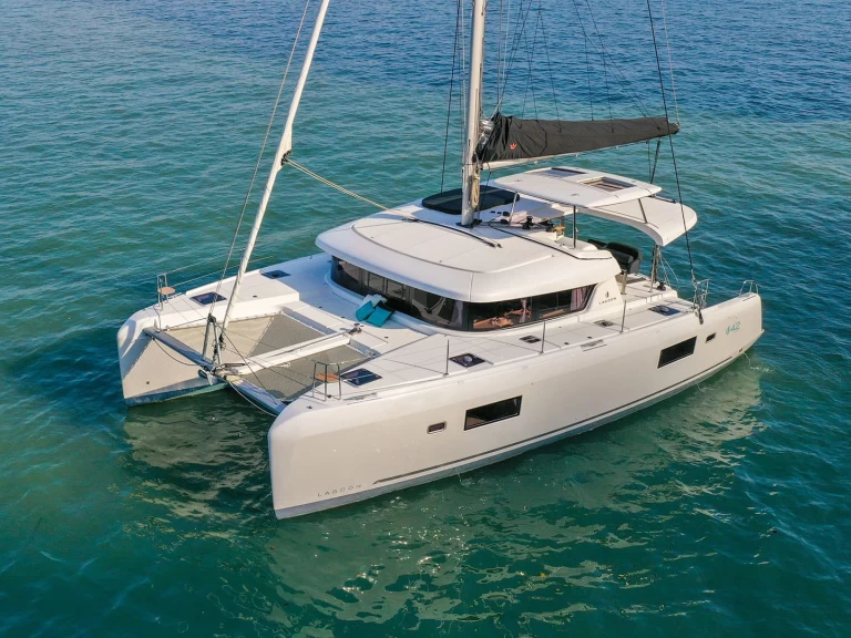 Verhuur Catamaran in Bonifacio - Lagoon Lagoon 42