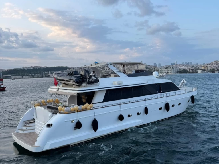 Huur een costome made  costome made  in Bodrum