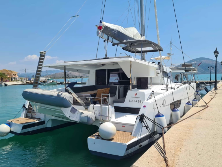 Huur Catamaran met of zonder schipper Fountaine Pajot in Ligia
