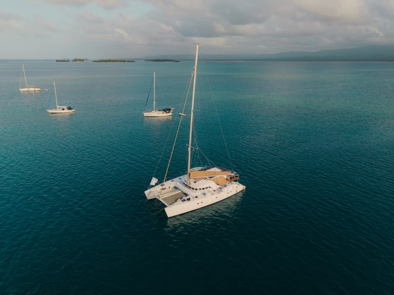 Verhuur Catamaran in San Blas Islands - Lagoon Lagoon Switch 570
