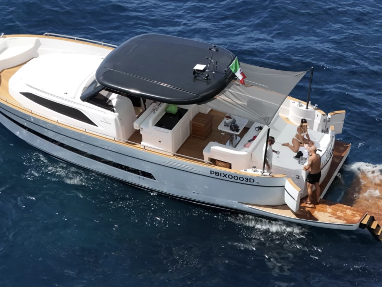 Verhuur Motorboot Apreamare met vaarbewijs