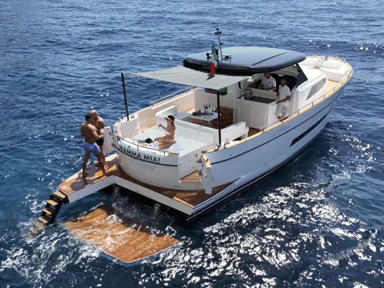 Motorboot te huur in Napels voor de beste prijs