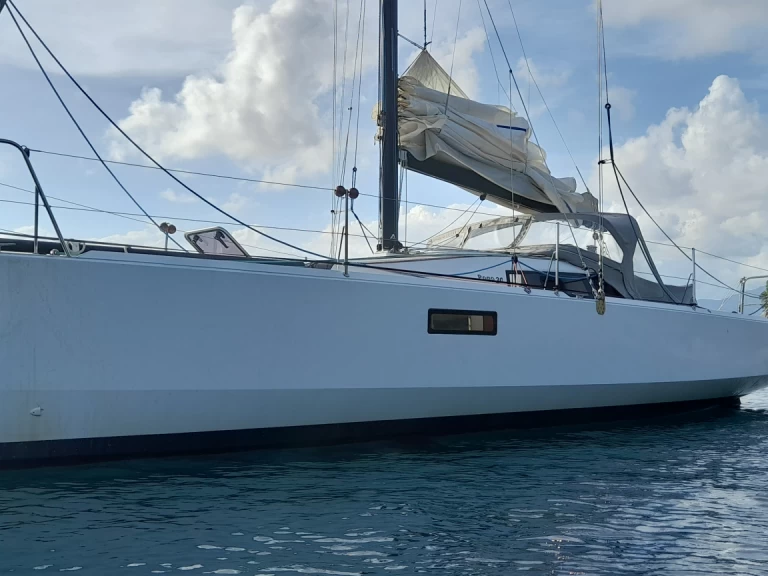 Bootverhuur Pogo Structures Pogo 30 in Port de Fort-de-France via SamBoat