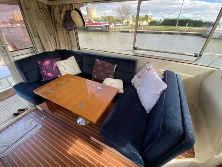 Bootverhuur ACM 31 élite  in Larmor-Plage via SamBoat