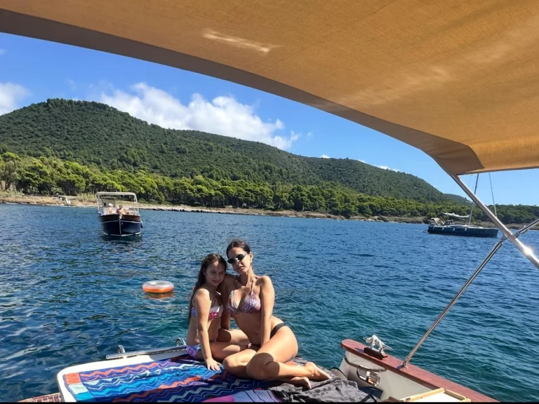 Motorboot te huur in Salerno voor de beste prijs