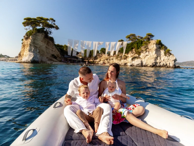 Huur een Bsc BSC 61 in Zakynthos