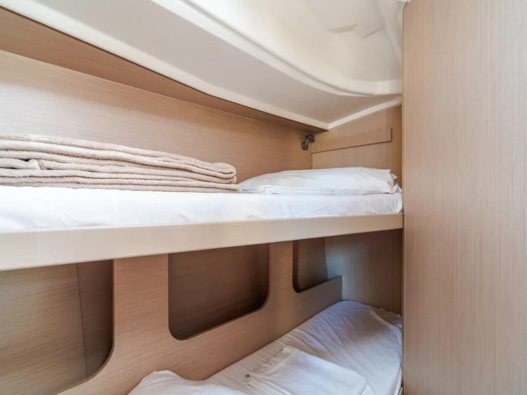 Verhuur Zeilboot Bénéteau met vaarbewijs