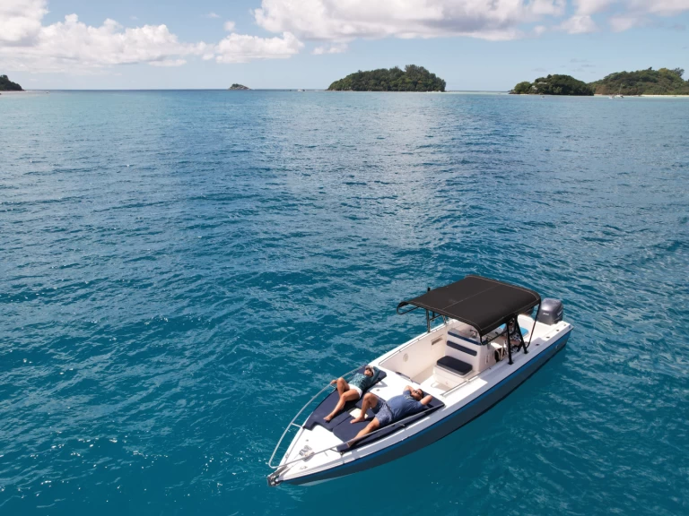 Jachthuur in Mahé - Wellcraft Scarab 302 Sport via SamBoat