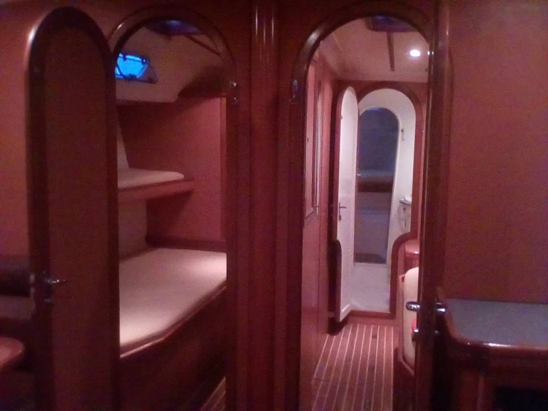 Huur een Ocean Yachts Ocean Star 51.1 in Póros (City)