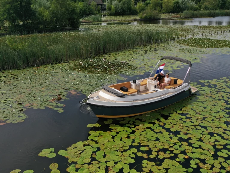 Bootverhuur Interboat Intender 850 in Port de Pollença via SamBoat