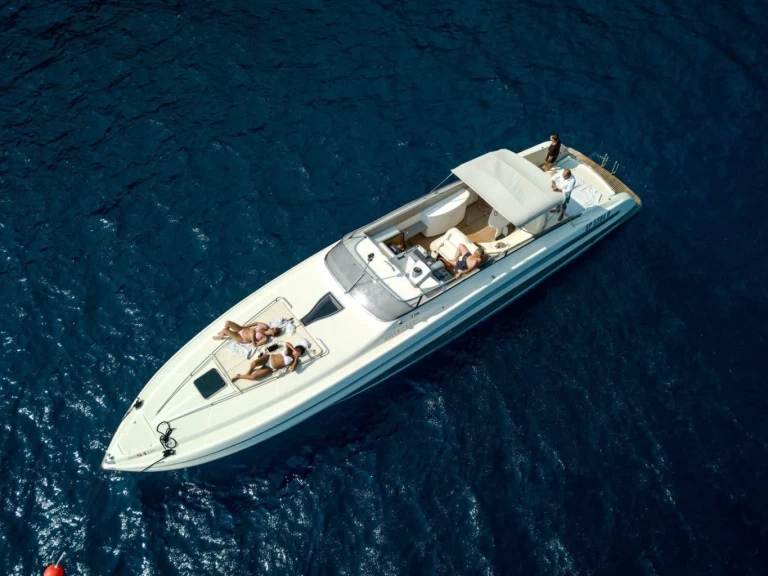 Verhuur Motorboot cherokee met vaarbewijs