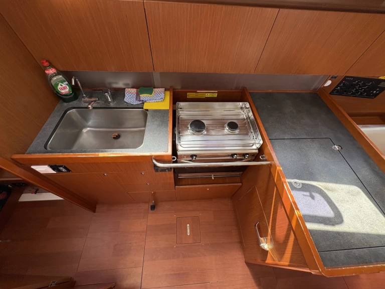 Verhuur Zeilboot Bénéteau met vaarbewijs