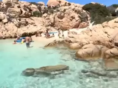 Kamarina 555 Open te huur van particulier of professional in Palau