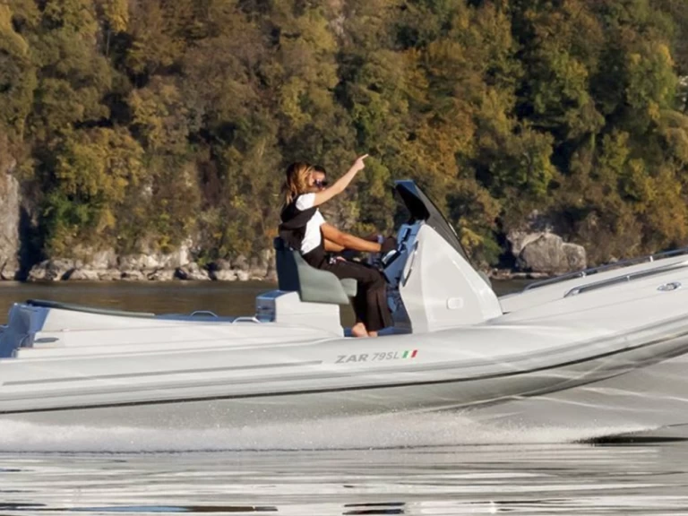 Verhuur RIB Zar met vaarbewijs