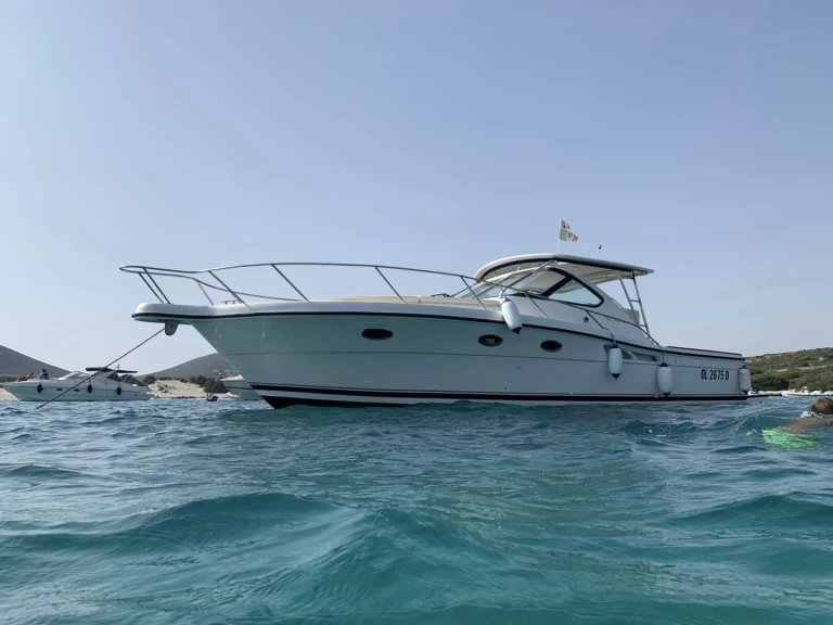 Motorboot te huur in Piano di Sorrento voor de beste prijs