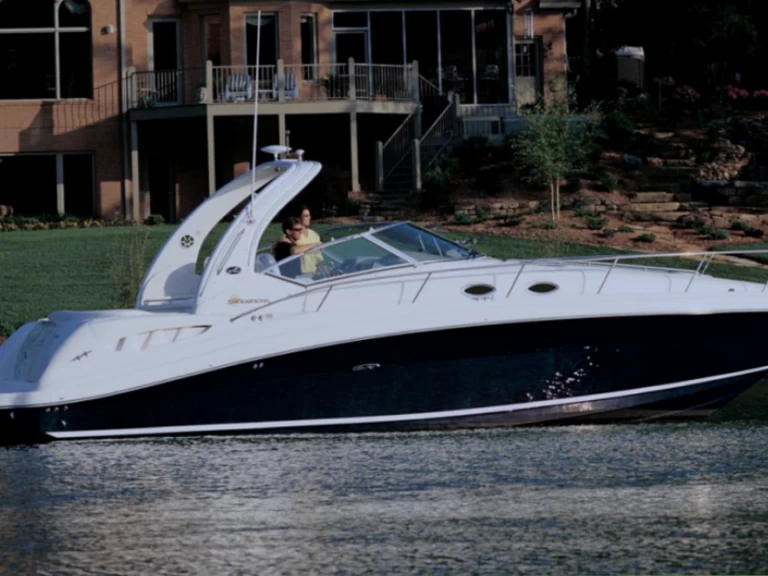 Verhuur Motorboot Custom Made met vaarbewijs