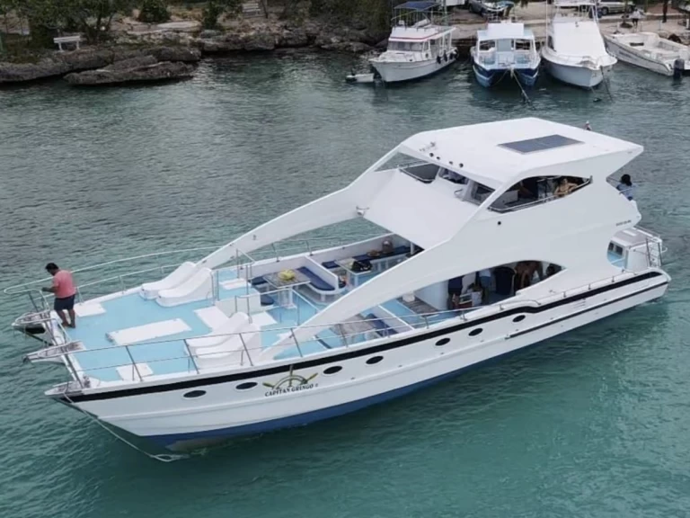 Verhuur Catamaran Custom Made met vaarbewijs