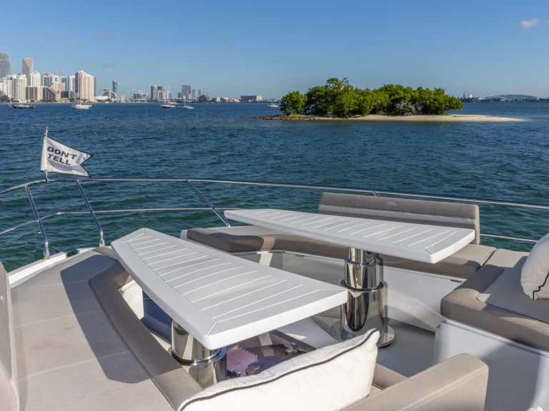 Huur Jacht met of zonder schipper Galeon in Miami