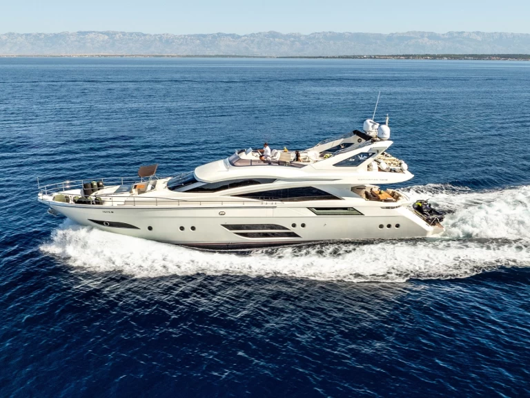 Dominator-Shipyard Dominator 780S Deluxe te huur van particulier of professional in Sukošan