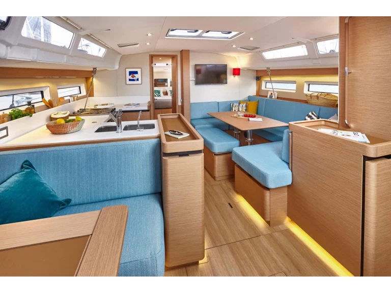 Huur een Jeanneau Sun Odyssey 490 in Puntone