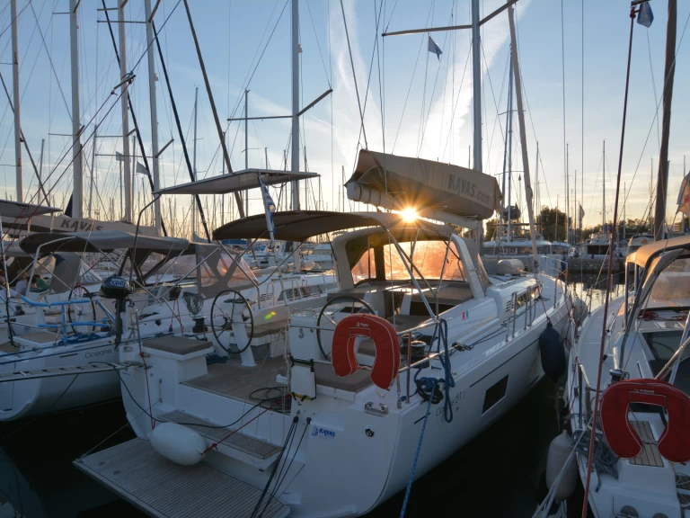 Jachthuur in Lefkáda - Bénéteau Oceanis 51.1 via SamBoat