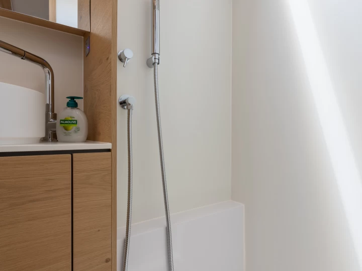 Huur een Elan Impression 45 in Split