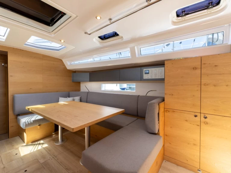 Huur Zeilboot met of zonder schipper Elan in Split