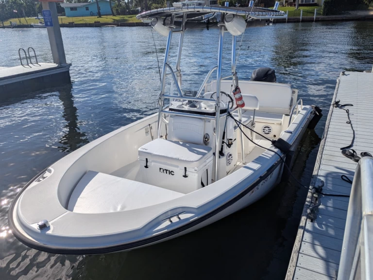 Verhuur Motorboot Boston Whaler met vaarbewijs