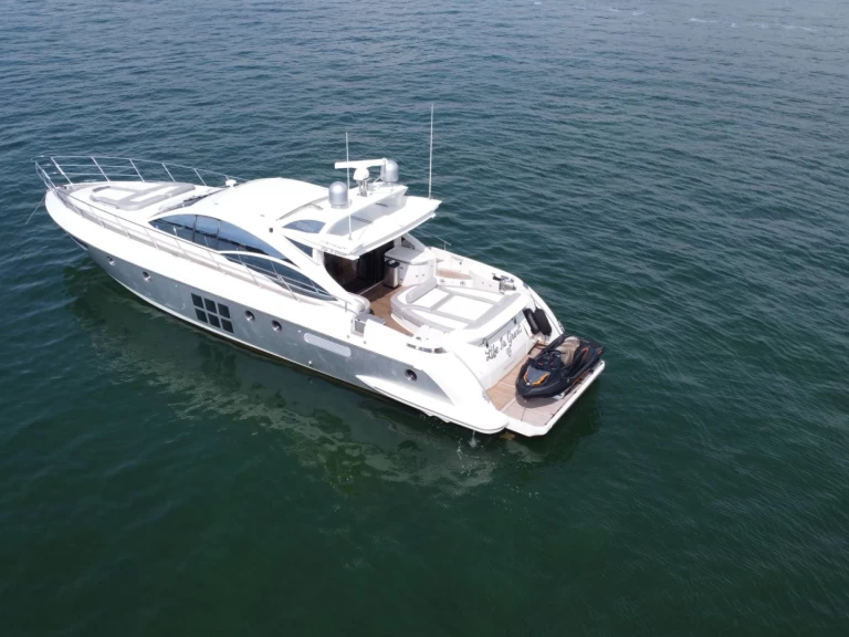 Azimut Azimut 62 S te huur van particulier of professional in Miami
