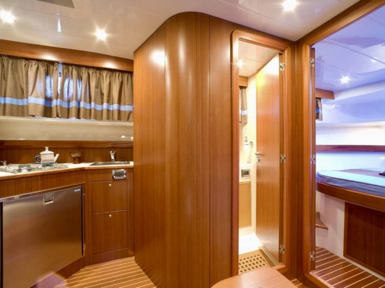 Bootverhuur Apreamare Gozzo 38 in Sorrento via SamBoat