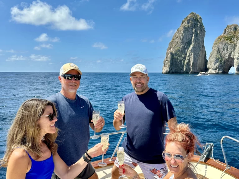 Huur een Apreamare Gozzo 38 in Sorrento