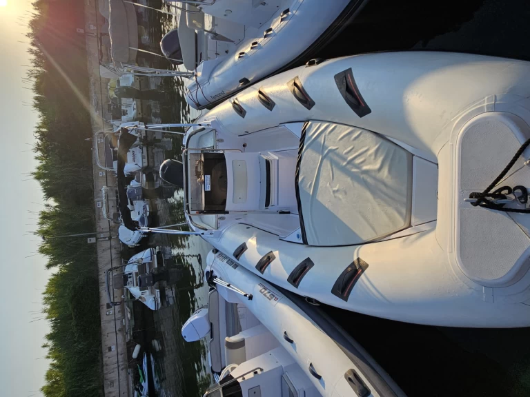 Selva Selva 640 te huur van particulier of professional in Sanary-sur-Mer