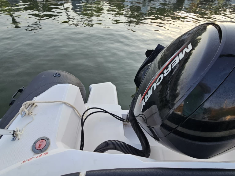 Huur een Selva Selva 640 in Sanary-sur-Mer