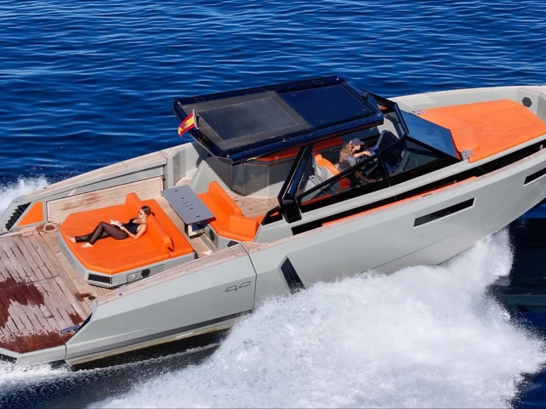 Bootverhuur EVO 43 Mistral  in Ibiza Town via SamBoat