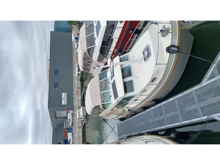 Linssen Linssen Grand Sturdy 35.0 AC Intero te huur van particulier of professional in Werder (Havel)