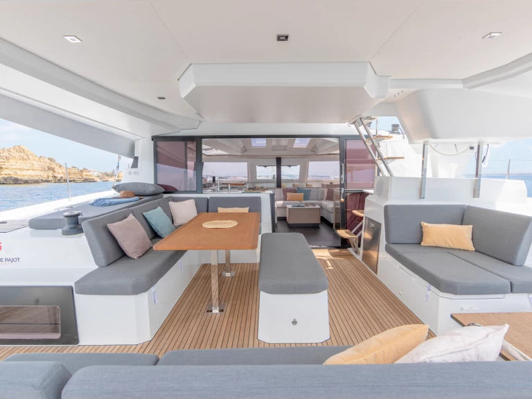 Fountaine Pajot Elba 45 te huur van particulier of professional in Olbia