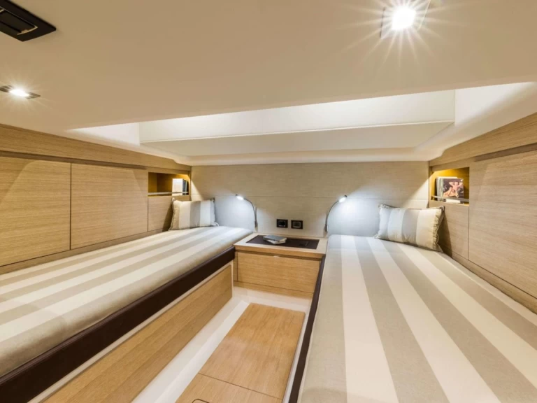 Motorboot te huur in Ibiza Town voor de beste prijs