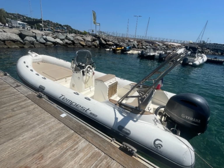 Capelli Tempest 650 te huur van particulier of professional in Les Issambres