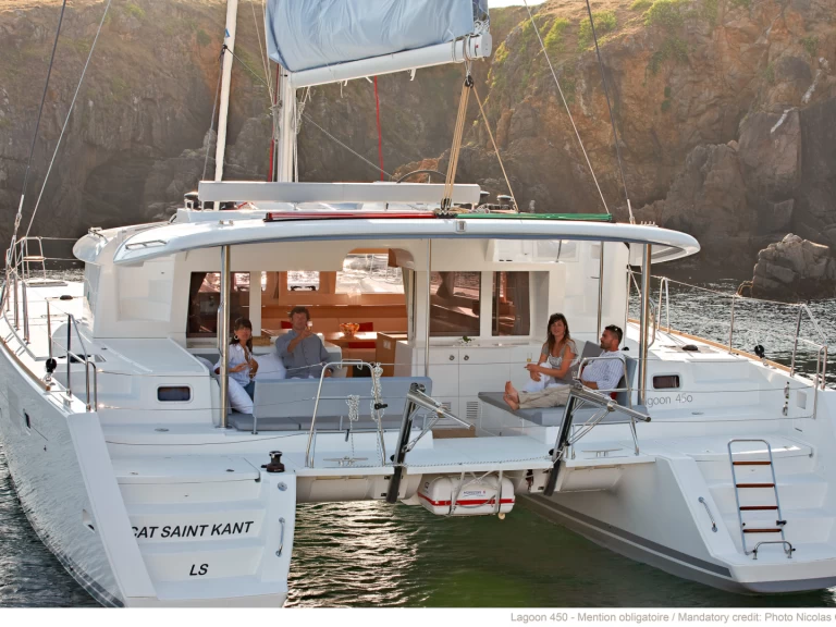 Lagoon Lagoon 450 te huur van particulier of professional in Grand Cayman