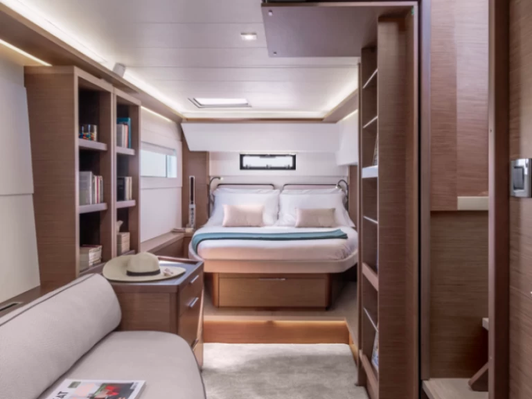 Verhuur Catamaran Lagoon met vaarbewijs