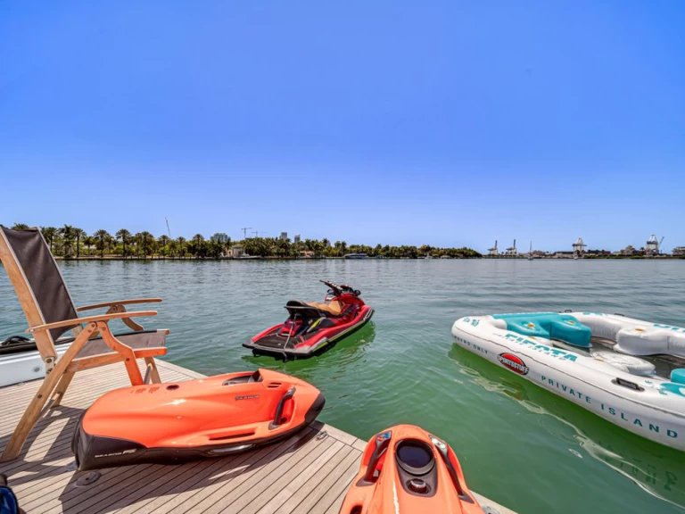 Verhuur Jacht in Miami Beach - Leopard 105' Leopard