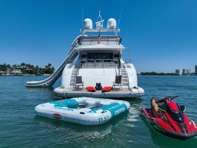 Bootverhuur Leopard 105' Leopard in Miami Beach via SamBoat