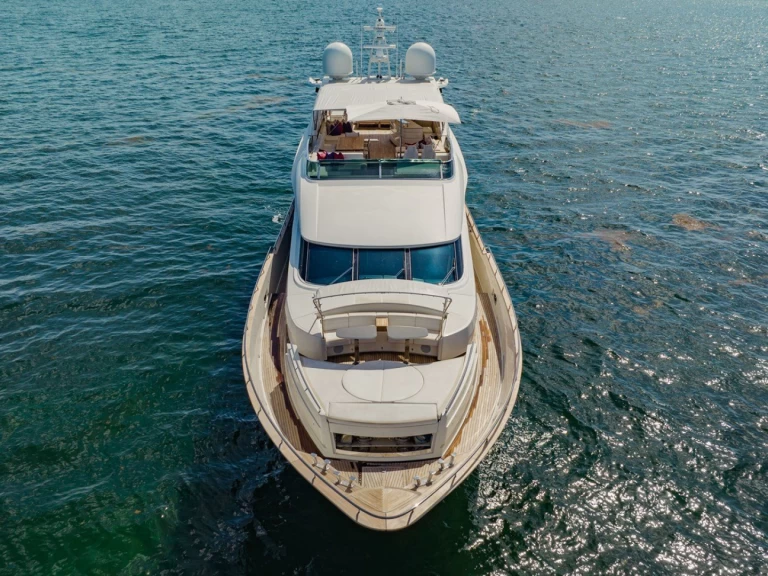 Dominator 100’ Dominator te huur van particulier of professional in Miami Beach