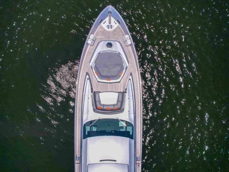 Pershing Pershing 94' te huur van particulier of professional in Miami Beach