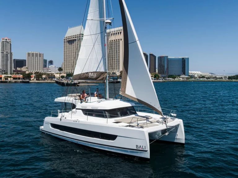 Huur een Bali Bali 4.4 in Harbor Island